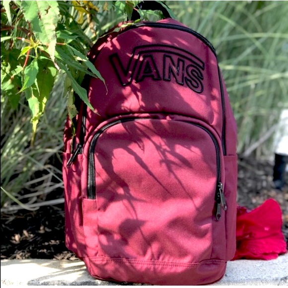 Vans Handbags - SALE NWT Vans 5 Star Alumni Port Royale